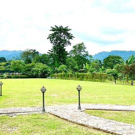 Soulmate Village Hulu Langat Buitenkant foto